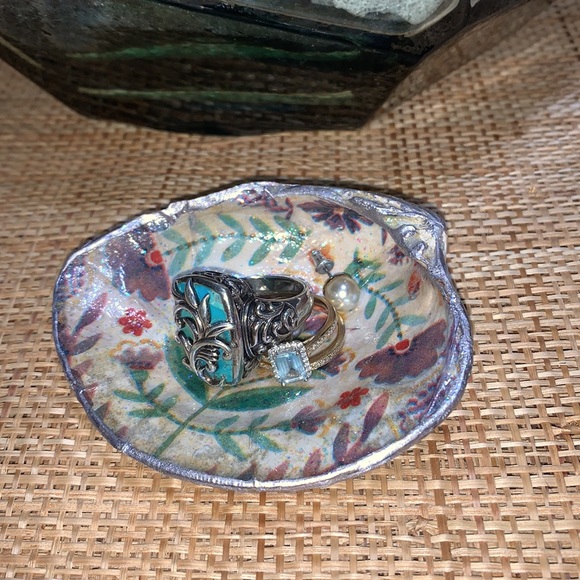 Floral Designed Decoupage Trinket Dish - Picture 4 of 9